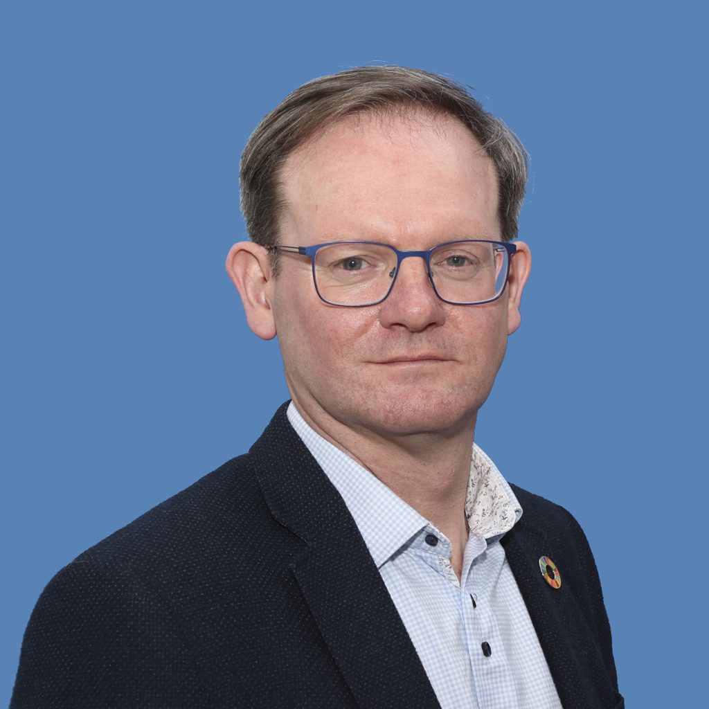 Dr. David Ryan