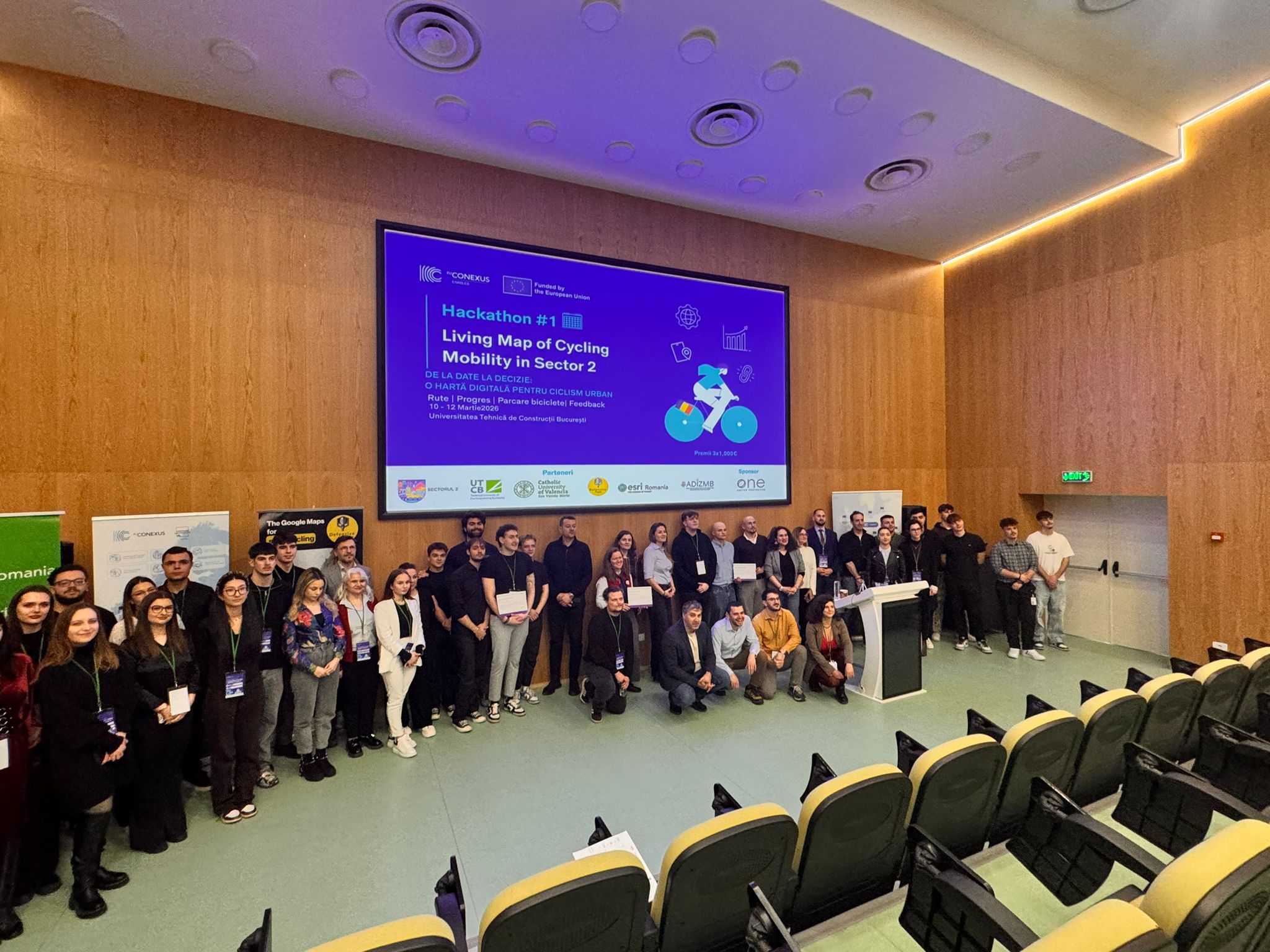 EU-CONEXUS ENABLES Hackathon in Bucharest: Students Develop Innovative Cycling Mobility Solutions